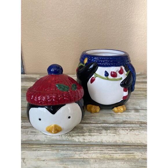 Winter Wonder Lane Penguin Ceramic Cookie Jar Christmas - Picture 7 of 11